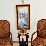 Seven Art Feslegen Apartment *