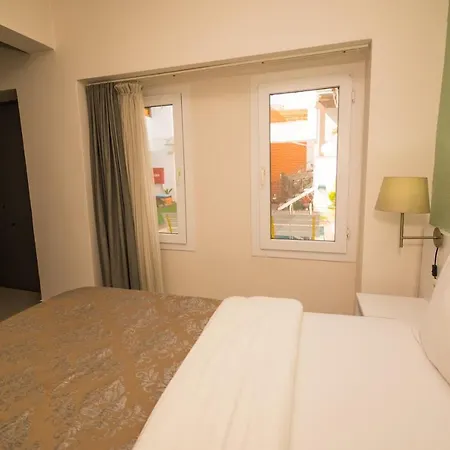 Seven Art Feslegen Apartment *